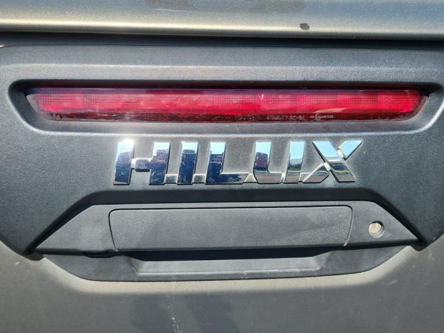 TOYOTA Hilux usata, con Bracciolo