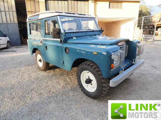 LAND ROVER Defender usata 2