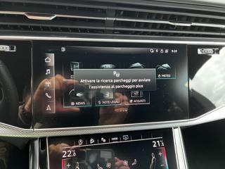 AUDI RS Q8 usata, con Sensori di parcheggio posteriori