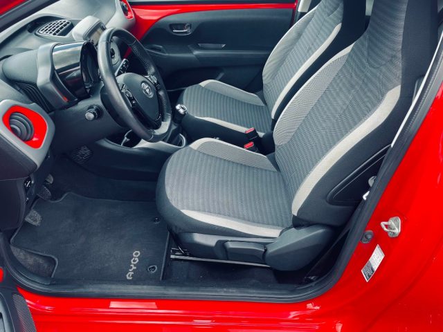 TOYOTA Aygo usata, con Controllo trazione