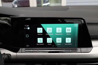 VOLKSWAGEN Golf usata, con Hill holder
