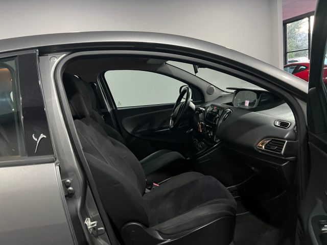 LANCIA Ypsilon usata, con Boardcomputer