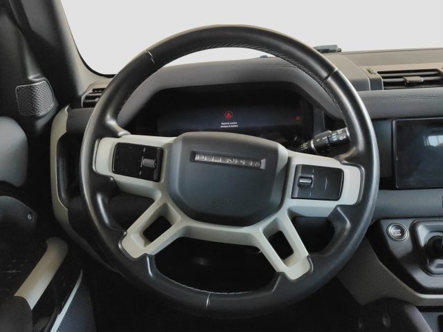 LAND ROVER Defender usata 11