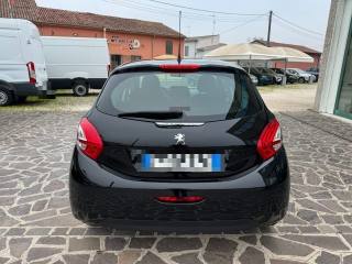 PEUGEOT 208 usata, con Controllo trazione