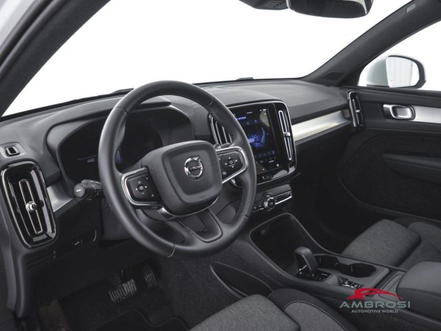VOLVO XC40 usata 7