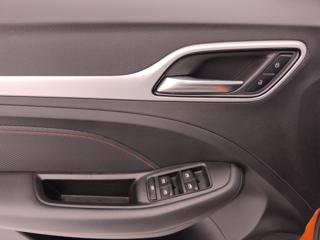 MG ZS usata, con Fari LED