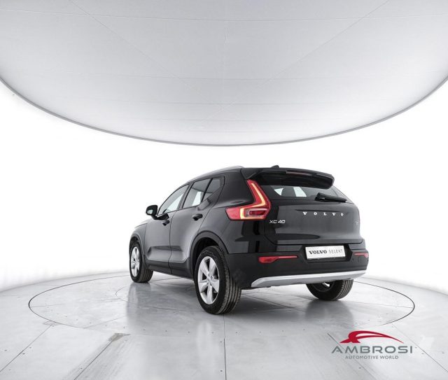 VOLVO XC40 usata 3