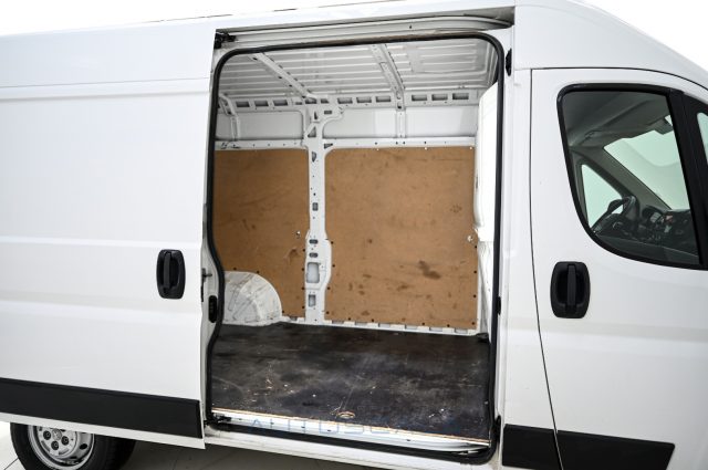PEUGEOT Boxer usata 17