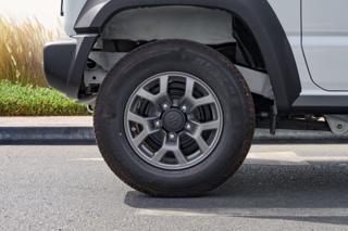 SUZUKI Jimny usata, con Fendinebbia