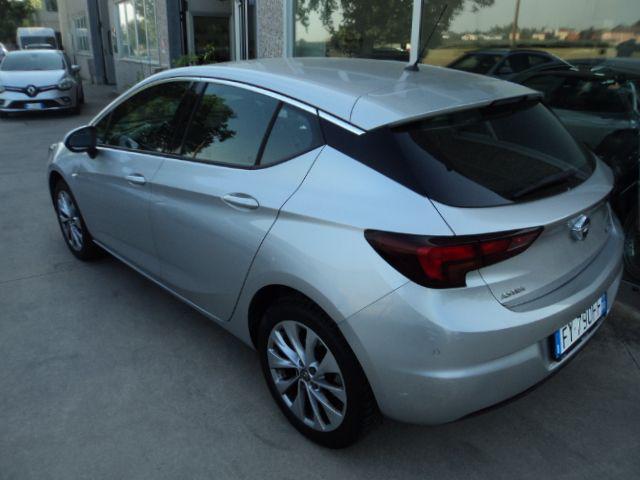 OPEL Astra usata, con Airbag laterali