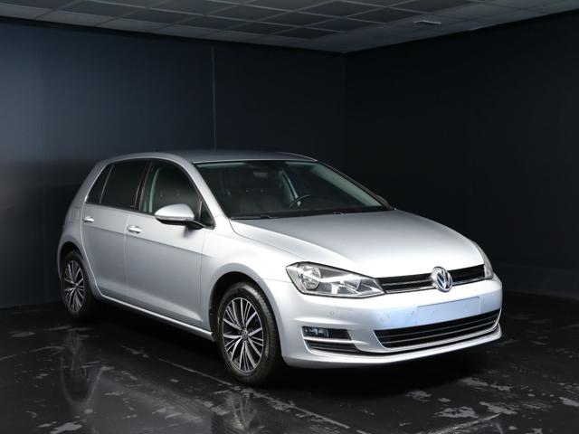 VOLKSWAGEN Golf usata, con Airbag laterali