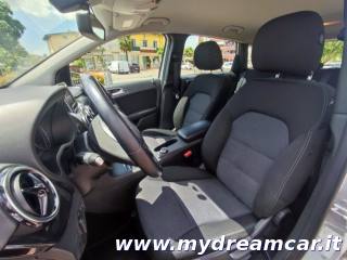 MERCEDES-BENZ B 180 usata, con Climatizzatore