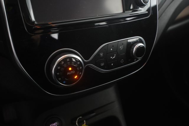 RENAULT Captur usata 9