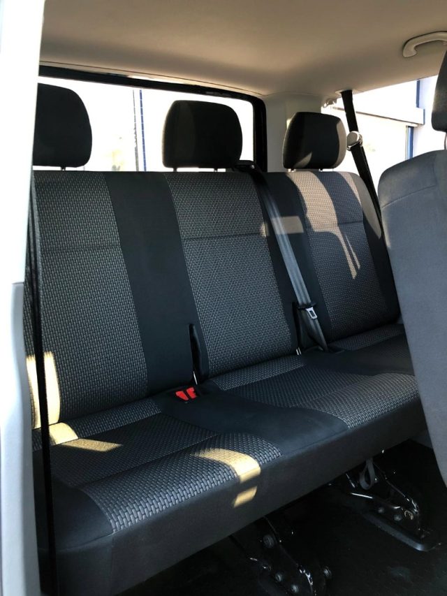 VOLKSWAGEN Caravelle usata 38