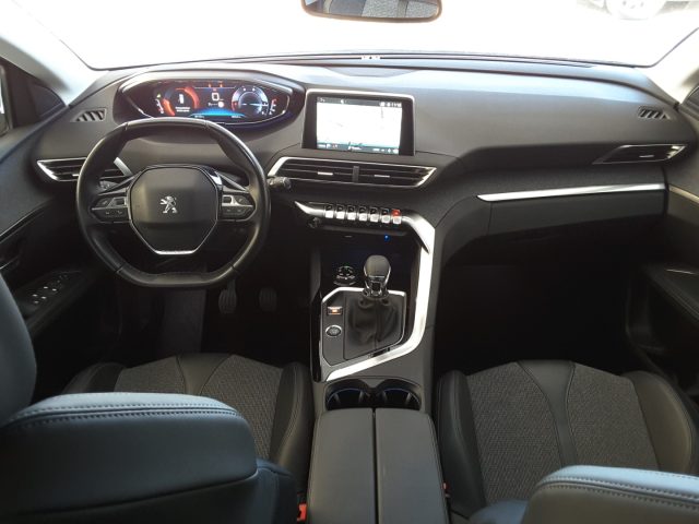 PEUGEOT 3008 usata, con Cruise Control
