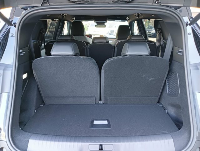 PEUGEOT 5008 usata, con Sedili sportivi
