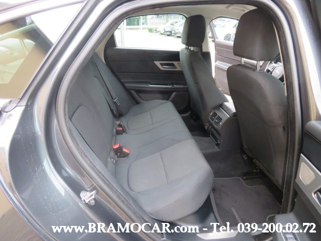 JAGUAR XF usata, con Specchietti laterali elettrici