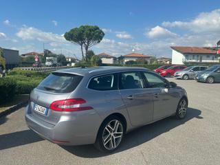 PEUGEOT 308 usata, con Alzacristalli elettrici