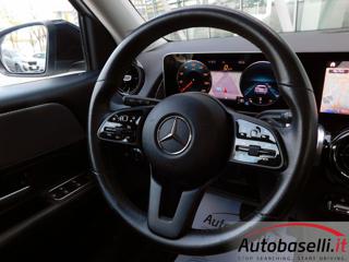 MERCEDES-BENZ GLB 200 usata, con Sensori di parcheggio anteriori