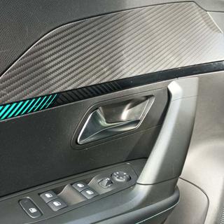 PEUGEOT 2008 usata, con Park Distance Control