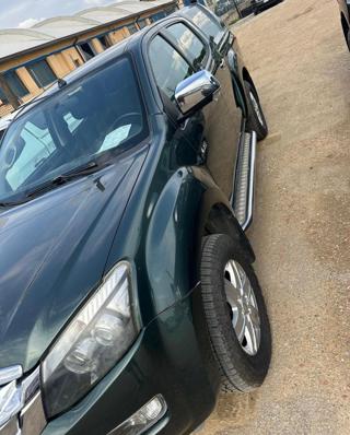 ISUZU D-Max usata, con Airbag