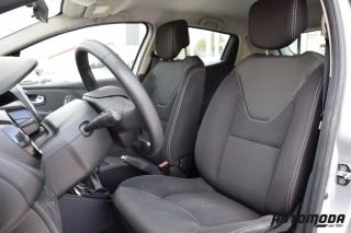 RENAULT Clio usata, con Controllo trazione