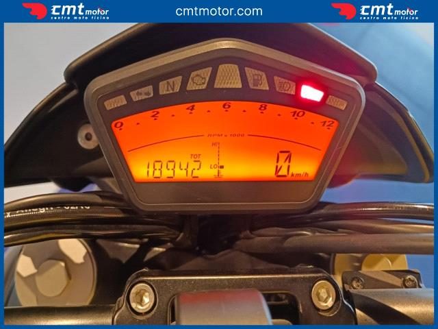 DUCATI Hypermotard 796 usata 4
