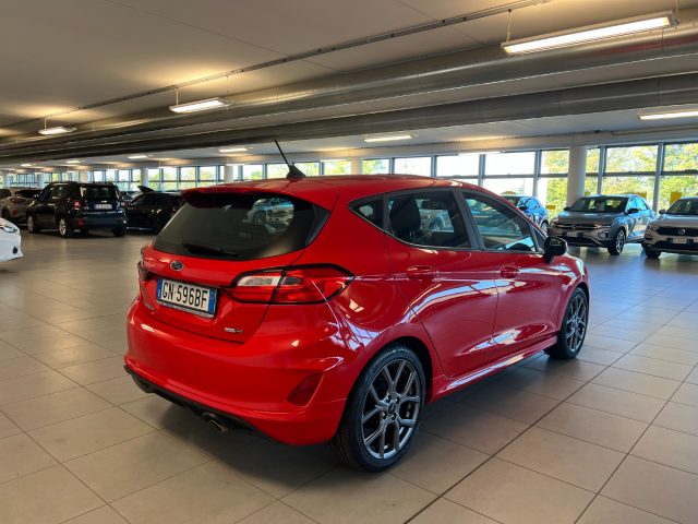 FORD Fiesta usata, con Autoradio