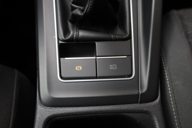 VOLKSWAGEN Golf usata, con Hotspot Wi-Fi