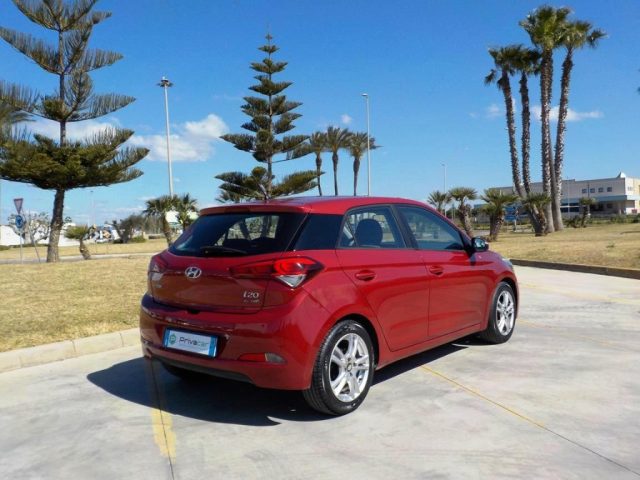 HYUNDAI i20 usata, con ESP