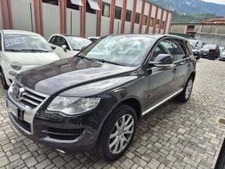 VOLKSWAGEN Touareg usata, con Airbag
