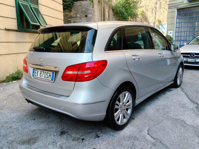 MERCEDES-BENZ B 180 usata, con Airbag Passeggero