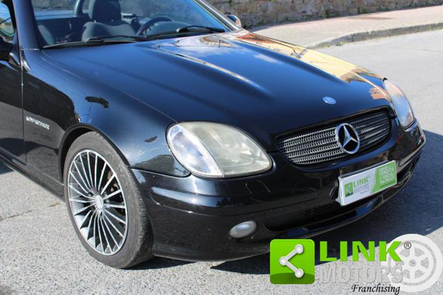 MERCEDES-BENZ SLK 200 usata, con Cerchi in lega
