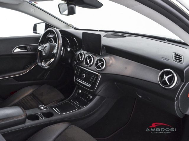 MERCEDES-BENZ CLA 200 usata 11