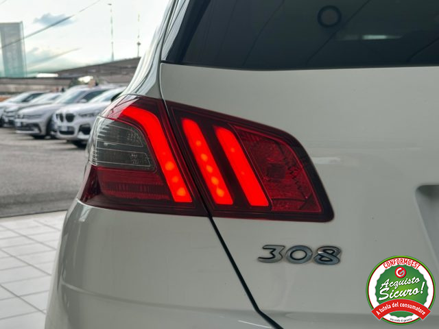 PEUGEOT 308 usata, con Autoradio