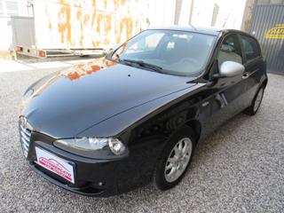 ALFA ROMEO 147 1.9 JTD (120) 5 porte Progression
