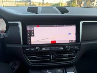 PORSCHE Macan usata, con Fendinebbia