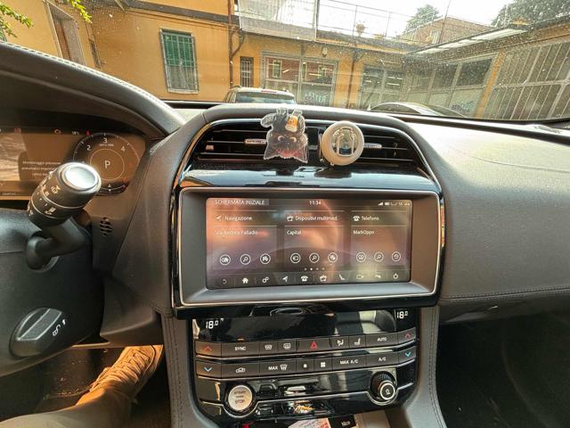 JAGUAR F-Pace usata, con Cronologia tagliandi