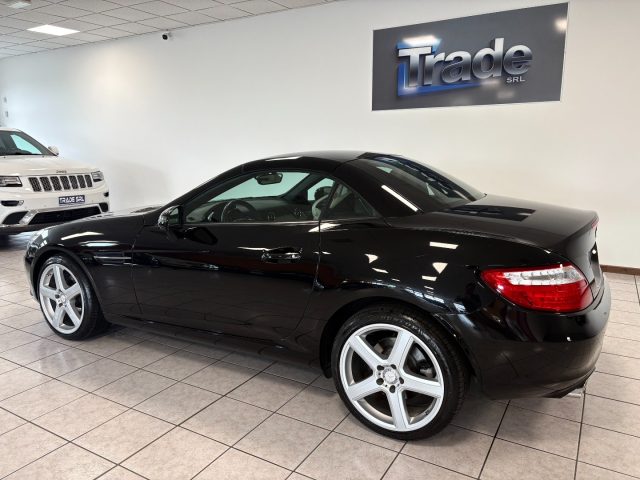 MERCEDES-BENZ SLK 200 usata, con Chiusura centralizzata