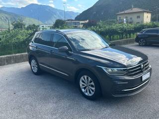 VOLKSWAGEN Tiguan usata, con Airbag laterali