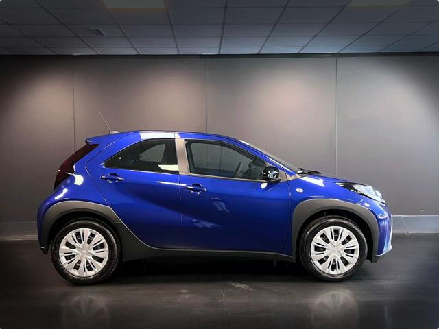 TOYOTA Aygo X usata, con Autoradio