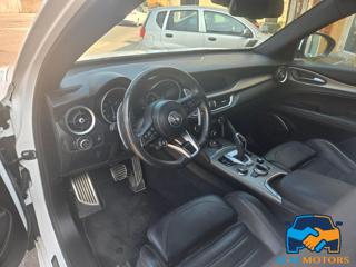 ALFA ROMEO Stelvio usata, con Regolazione elettrica sedili