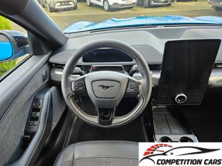 FORD Mustang Mach-E usata, con Cerchi in lega