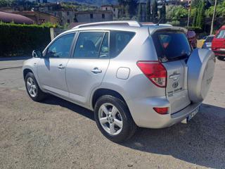 TOYOTA RAV 4 MY23 usata 17