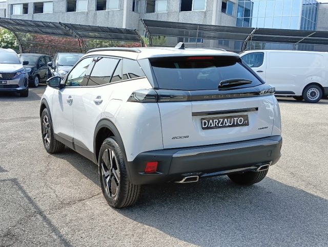 PEUGEOT 2008 usata, con Luci diurne LED