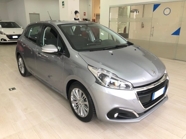 PEUGEOT 208 usata, con Airbag laterali