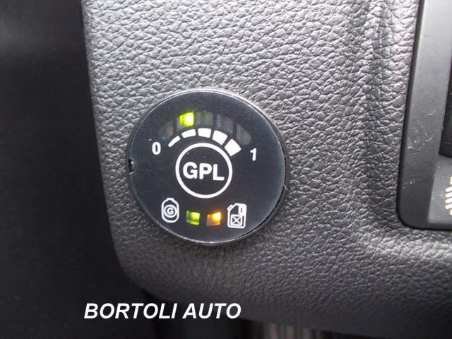 RENAULT Clio usata, con ESP