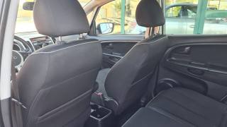 KIA Venga usata 25