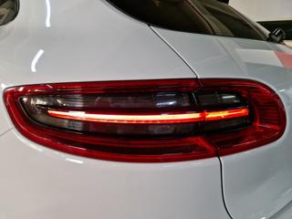 PORSCHE Macan usata, con Park Distance Control