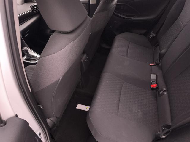 TOYOTA Yaris usata 48